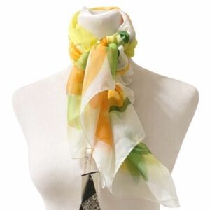 Elegant Multicolor Citrus Floral Scarf NWT 39” Square